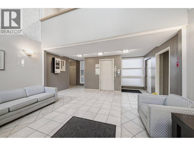 316 8880 NO 1 ROAD, Richmond, photo 4
