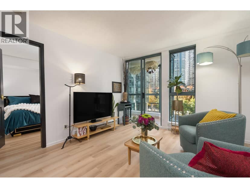 807 1238 MELVILLE STREET, Vancouver