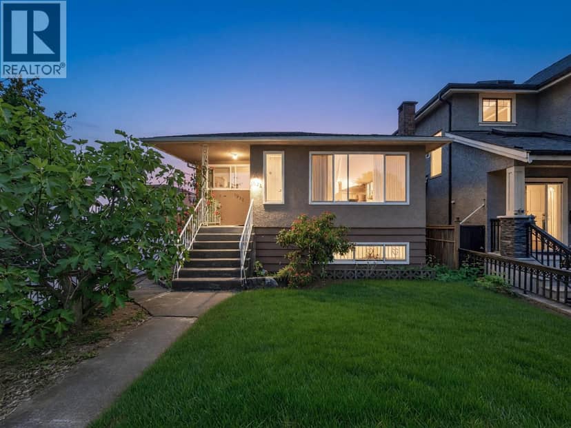 1972 E 51ST AVENUE, Vancouver