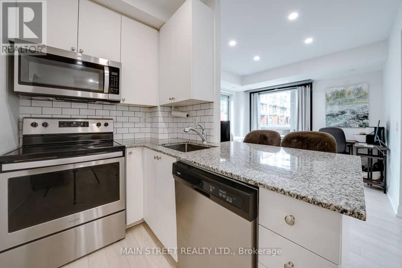 702 - 5299 Highway 7 Street, Vaughan, photo 6