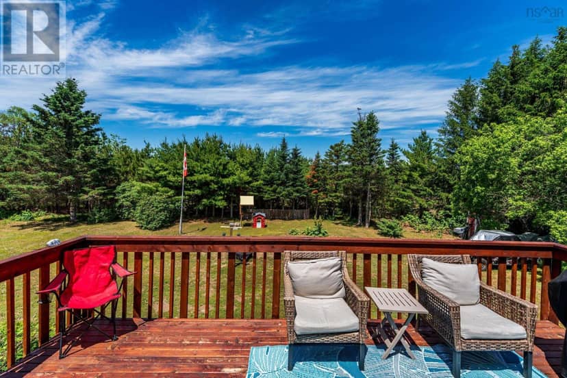53 Geiger Drive, Whispering Pines — photo 9 of 40