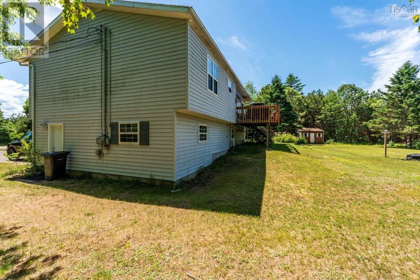 53 Geiger Drive, Whispering Pines — photo 14 of 40
