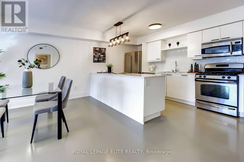 405 - 437 Roncesvalles Avenue — photo 18 of 39