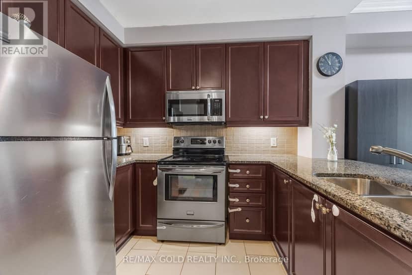 2407 - 100 John Street — photo 13 of 40