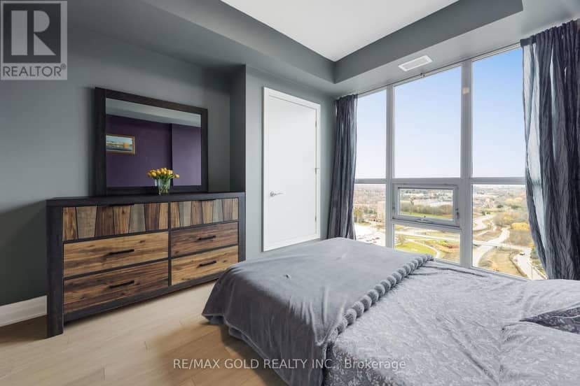 2407 - 100 John Street — photo 19 of 40