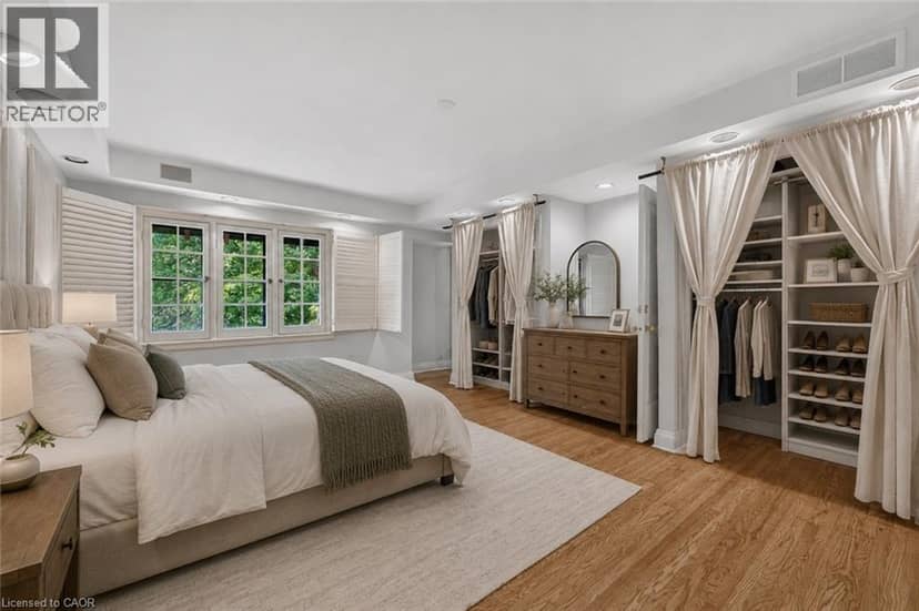 4 FORSYTH Avenue N, Hamilton, photo 7