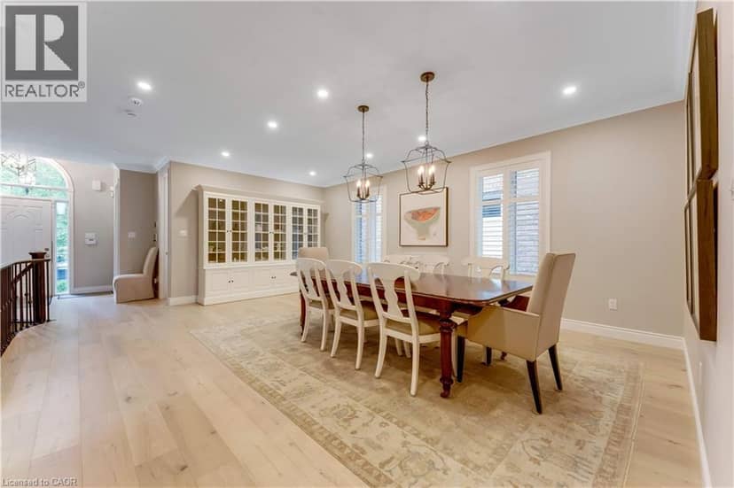 213 EDGEWATER Crescent — photo 10 of 40