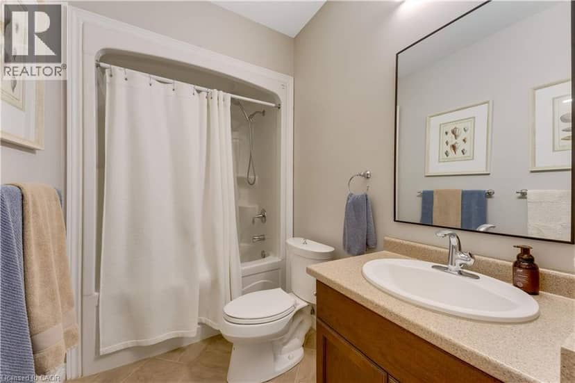 213 EDGEWATER Crescent — photo 36 of 40