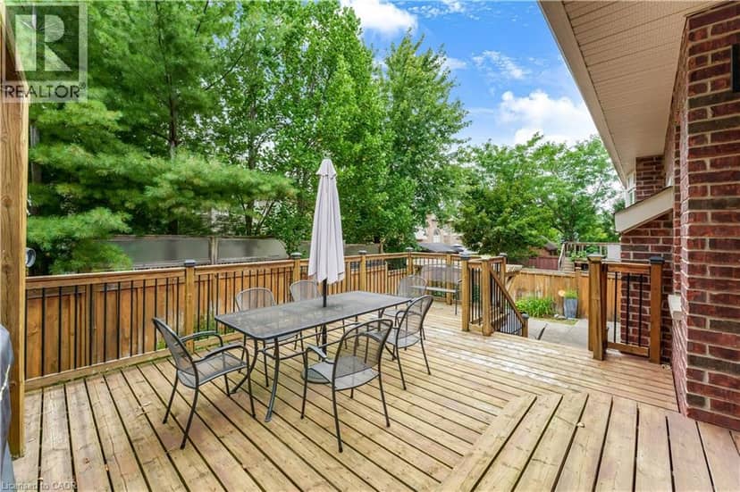 213 EDGEWATER Crescent — photo 39 of 40