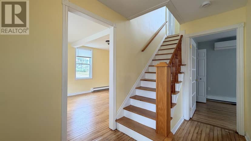 103 Russell Street — photo 15 of 27