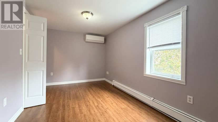 103 Russell Street — photo 20 of 27