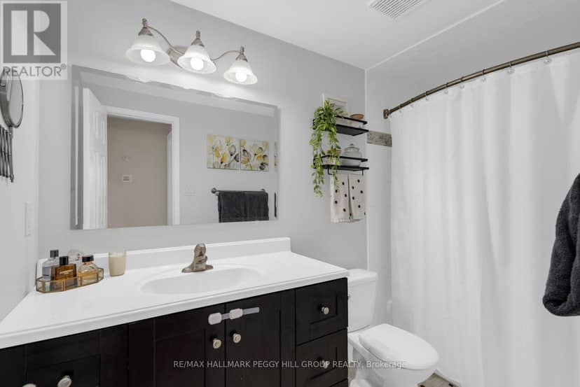 295 Galloway Boulevard — photo 11 of 18