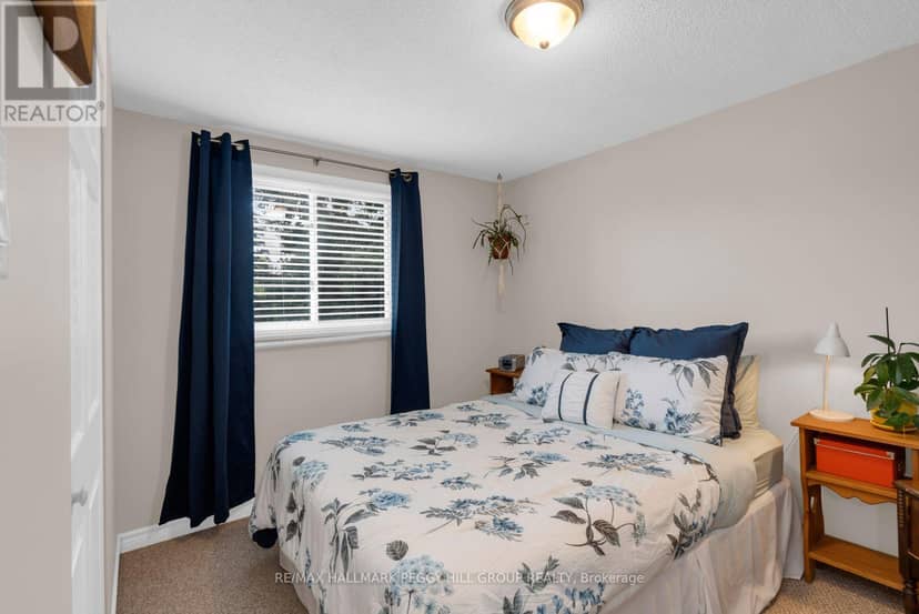 295 Galloway Boulevard — photo 9 of 18