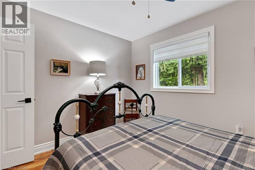 109 GLENARIFF Drive — photo 25 of 40