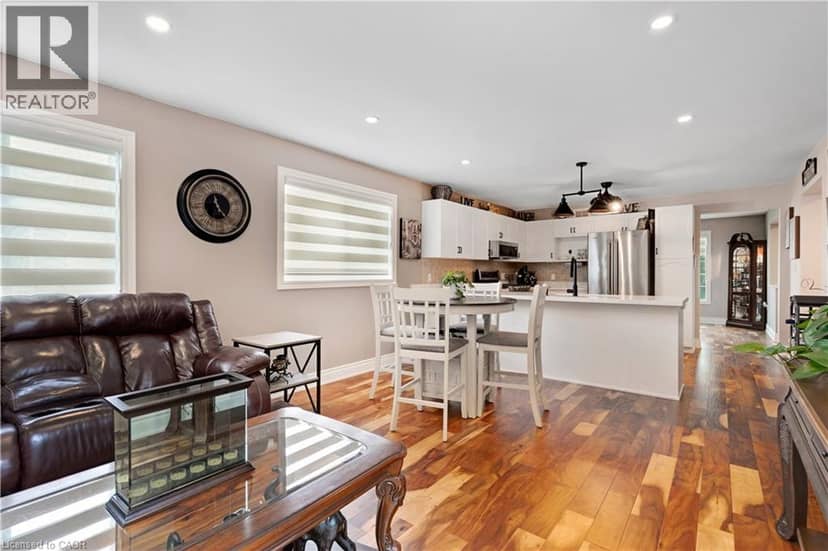 109 GLENARIFF Drive — photo 12 of 40