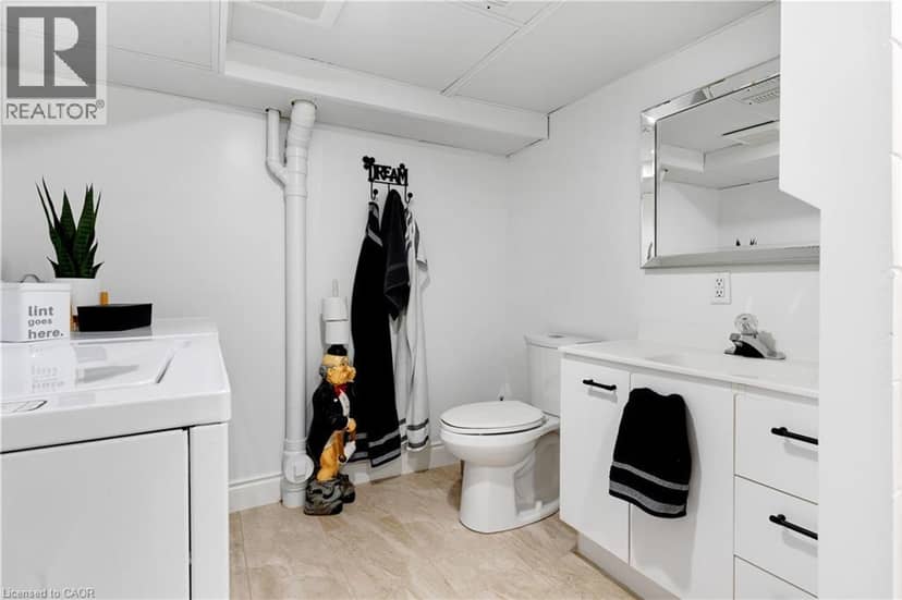 109 GLENARIFF Drive — photo 36 of 40