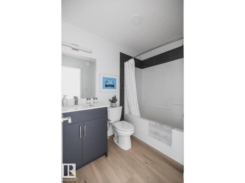 122 Westwind DR — photo 12 of 15
