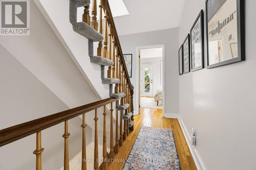 239 Wilbrod Street — photo 15 of 35