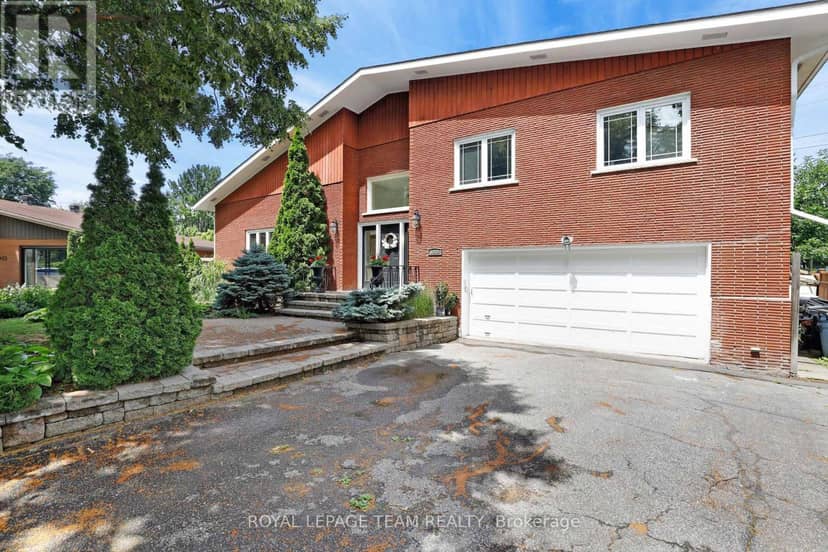 1939 Wembley Avenue — photo 11 of 40