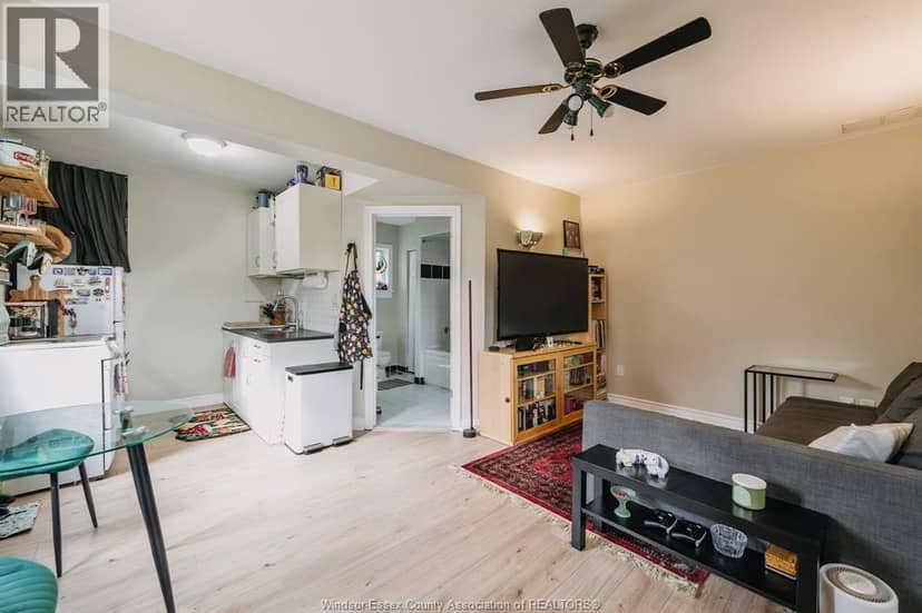 753 Walker ROAD — photo 16 of 36