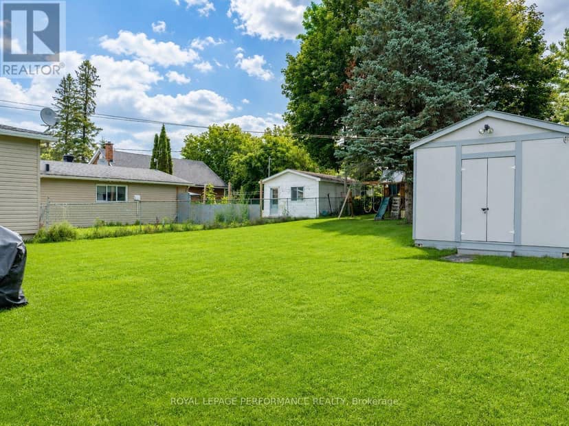 279 Catherine Street — photo 18 of 25