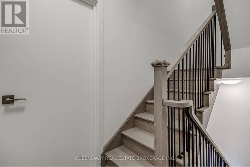 28 - 3079 Pharmacy Avenue — photo 14 of 20
