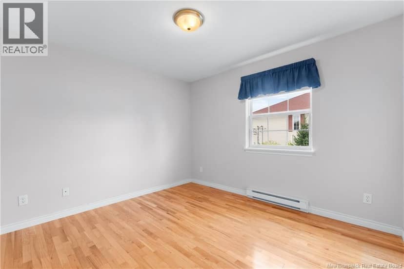 98 Firmin Crescent — photo 34 of 39