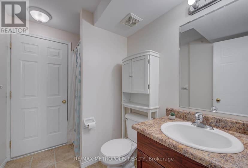 37 - 124 Gosling Gardens — photo 31 of 40