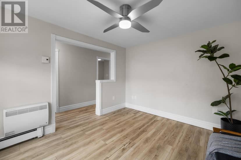 59-61 Spring Park Road — photo 10 of 40