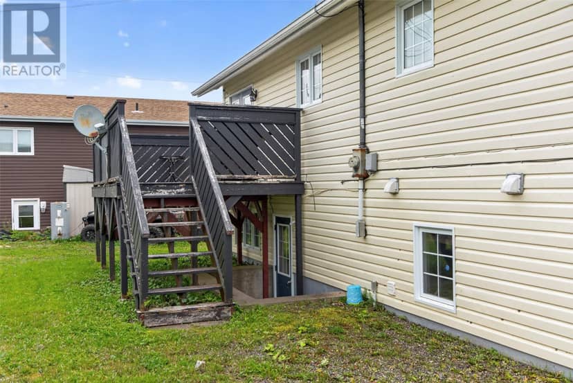 6 Harbourview Drive — photo 17 of 40