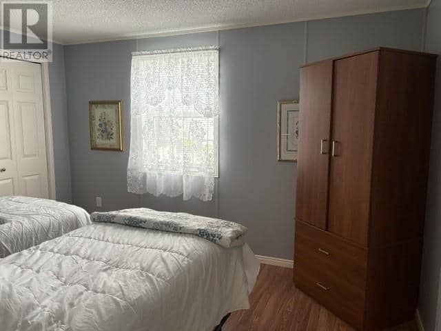 7 Ronald Lane — photo 23 of 24