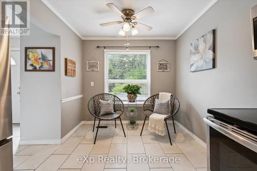 129 - 45 Marksam Road — photo 20 of 40