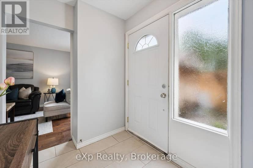 129 - 45 Marksam Road — photo 10 of 40