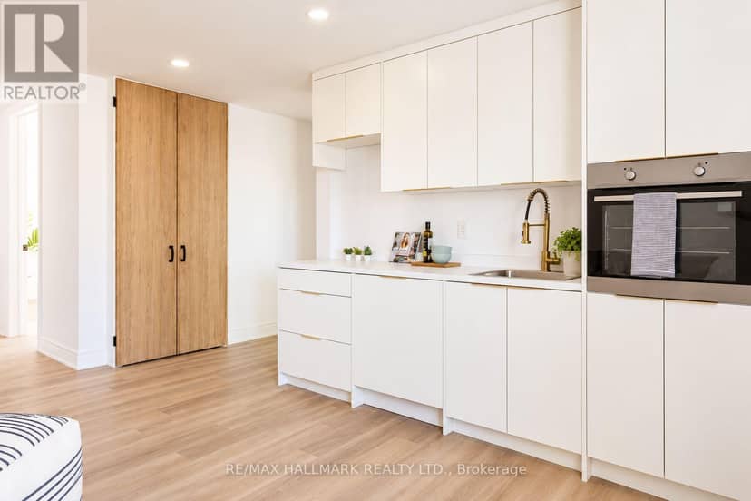 38 Cavotti Crescent, Toronto, photo 5
