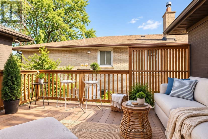 38 Cavotti Crescent — photo 9 of 23