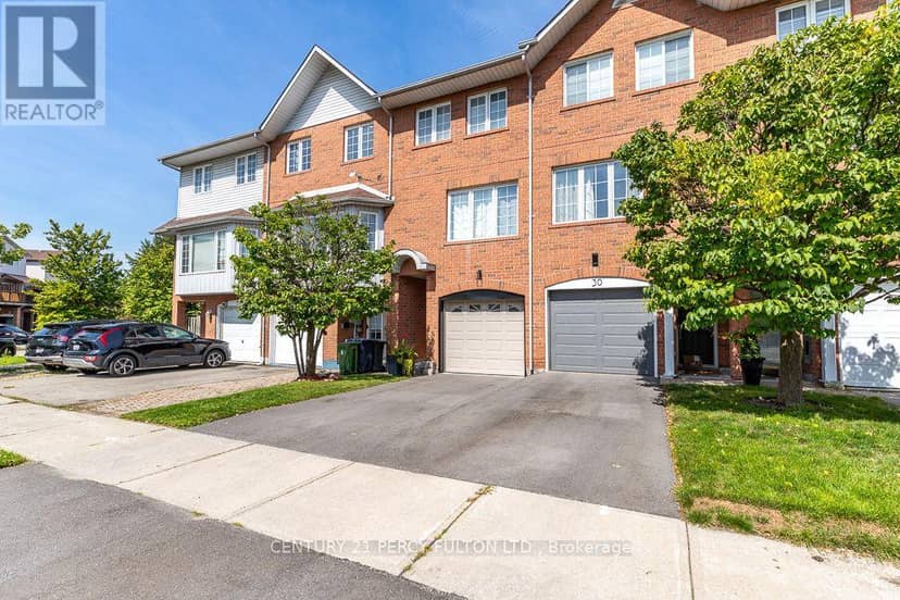 28 Rumi Crescent — photo 2 of 40