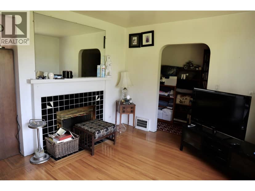 3831 MARINE DRIVE, Burnaby, photo 8
