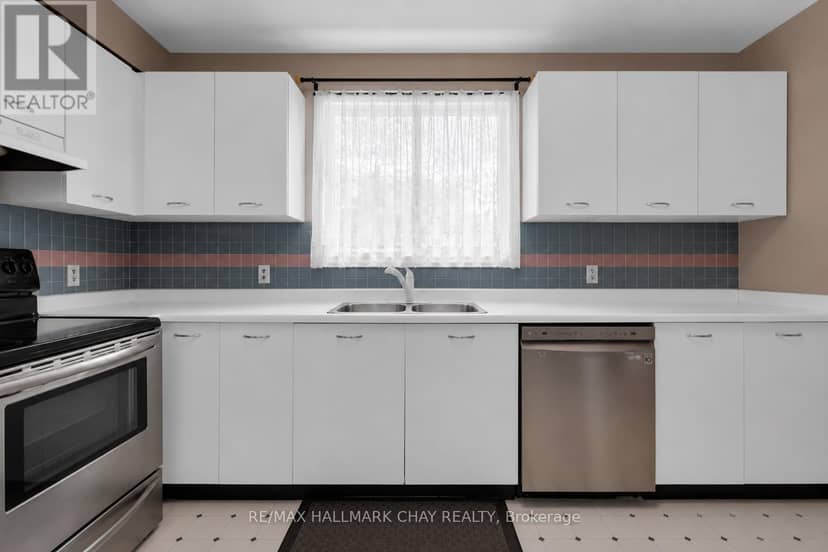 103 - 1 Quail Crescent — photo 10 of 32