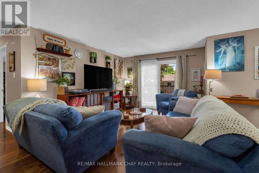103 - 1 Quail Crescent — photo 4 of 32