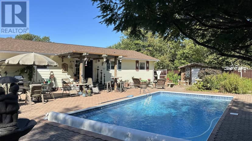 61 Franklin Drive — photo 12 of 12