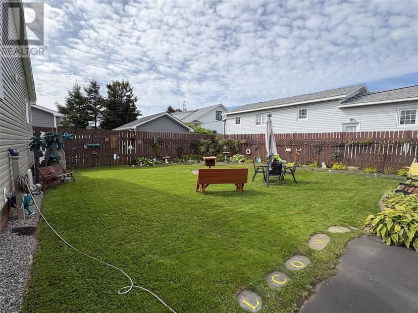 5 White's Avenue, Stephenville, photo 5