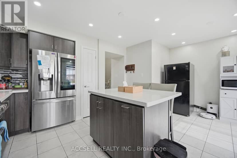80 Bannister Crescent — photo 19 of 40