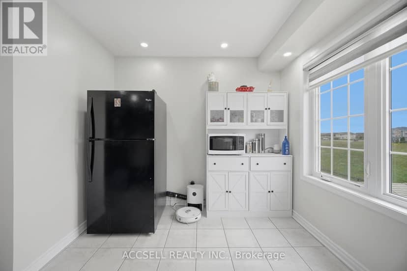 80 Bannister Crescent — photo 20 of 40