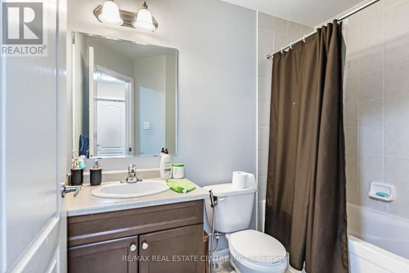 769 Challinor Terrace — photo 12 of 16