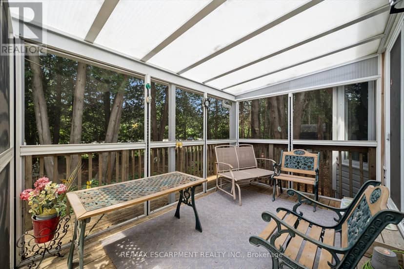 4 Spruce Avenue — photo 18 of 29