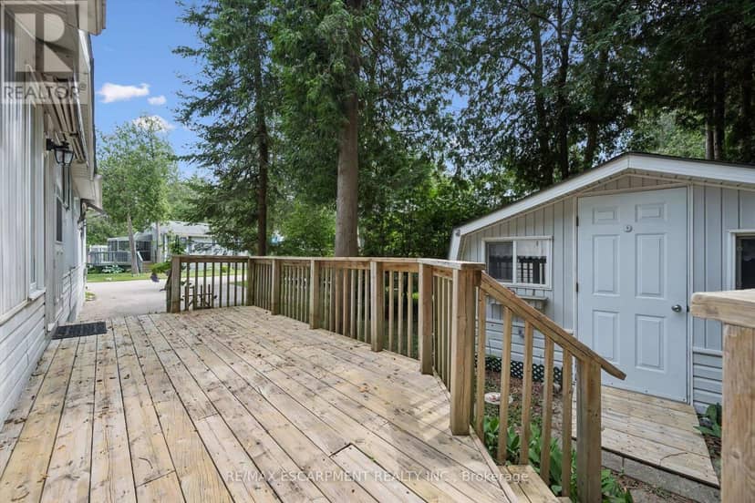4 Spruce Avenue — photo 20 of 29