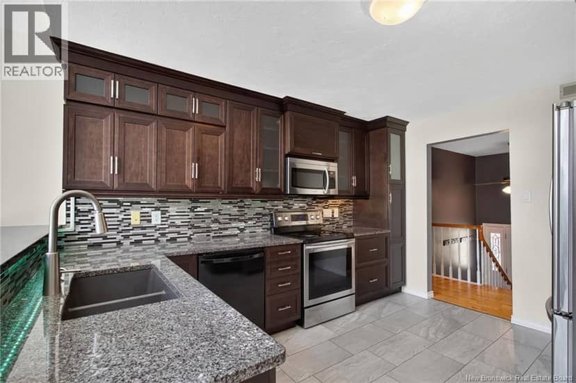 23 Flint Court — photo 15 of 40