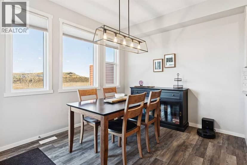 57 Crestridge Bay SW — photo 12 of 40