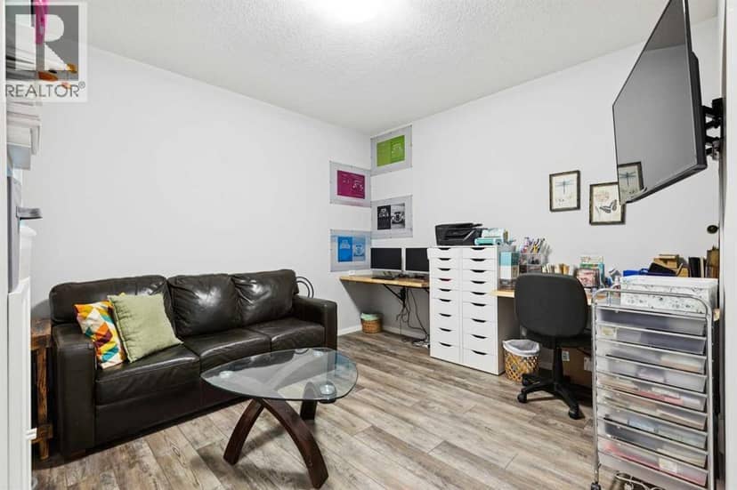 57 Crestridge Bay SW — photo 20 of 40