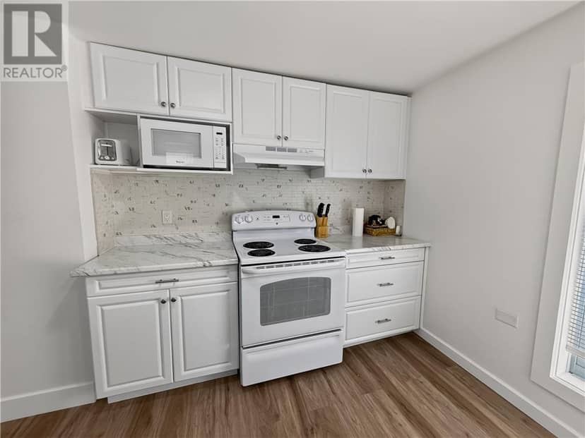 4 Eleanor Street — photo 35 of 40